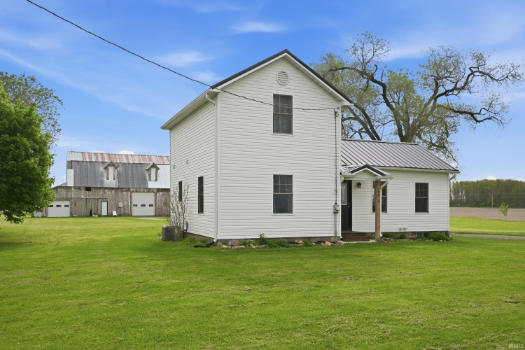 Listing Image 6