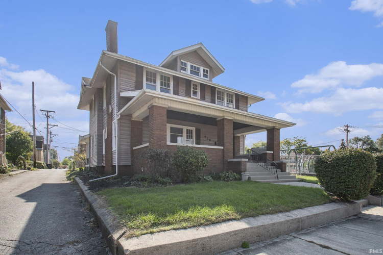 Listing Image 18