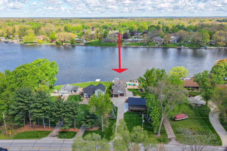 Listing Image 4