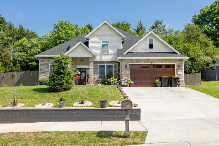 Listing Image 2