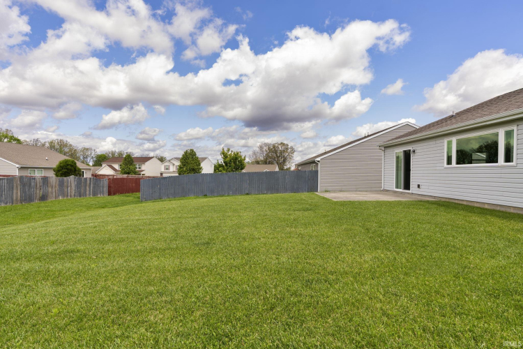 Listing Image 24