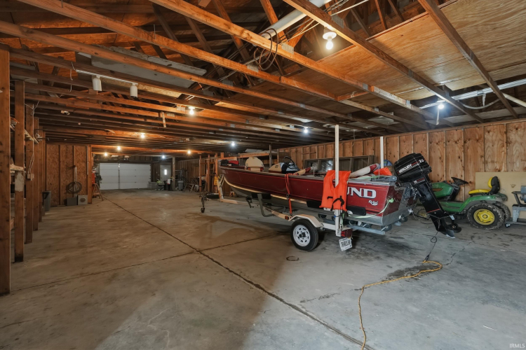 Listing Image 41
