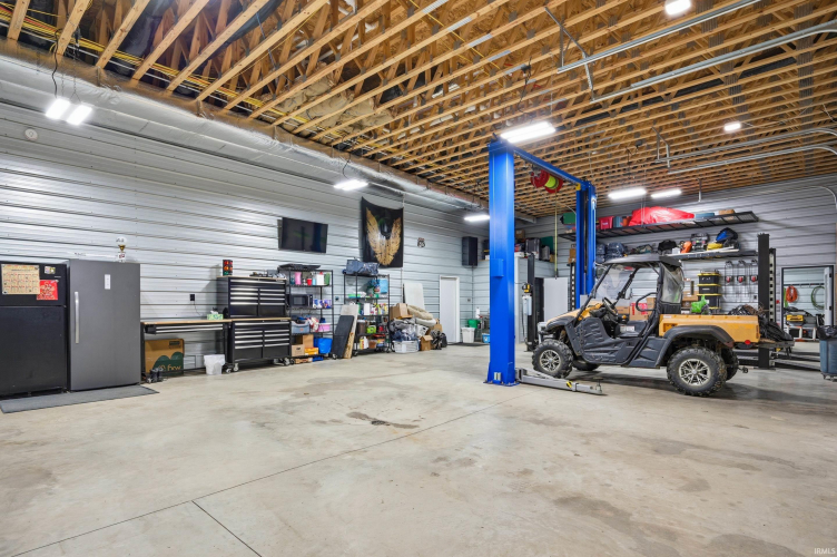Listing Image 23