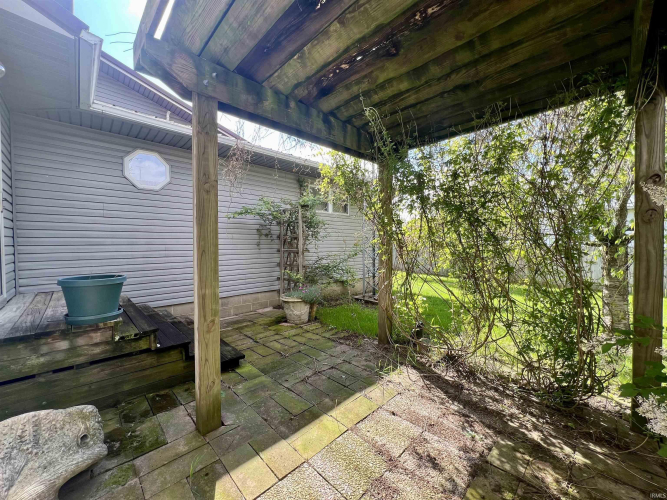Listing Image 28