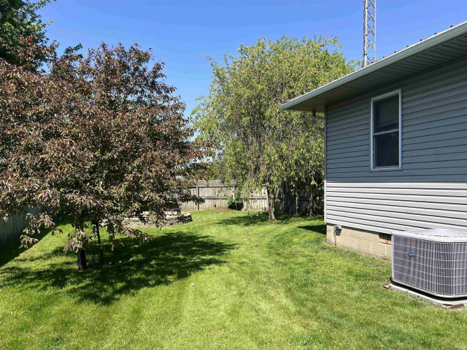 Listing Image 30