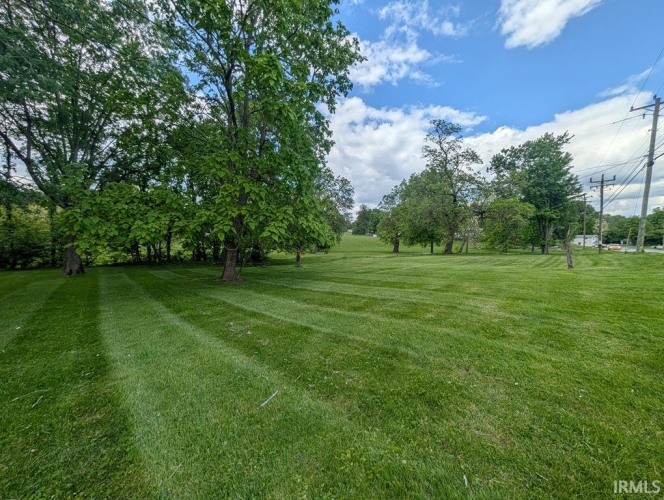 Listing Image 5
