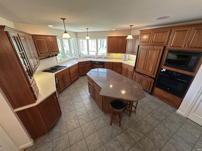 Listing Image 17