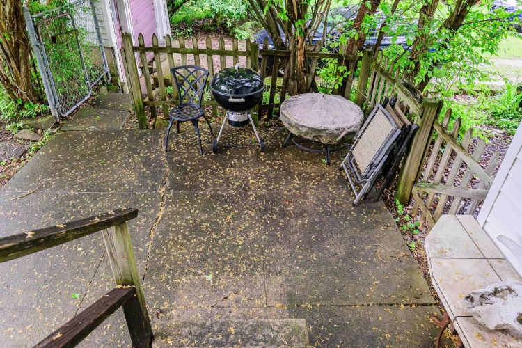 Listing Image 30