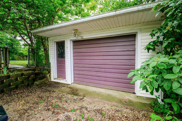 Listing Image 32