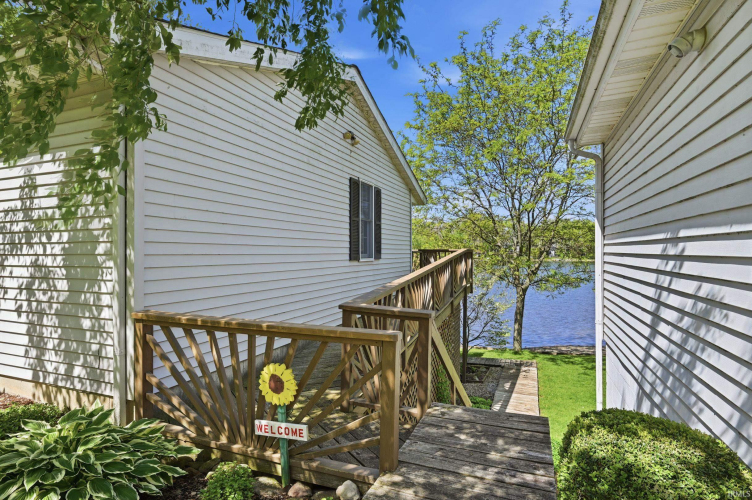 Listing Image 23