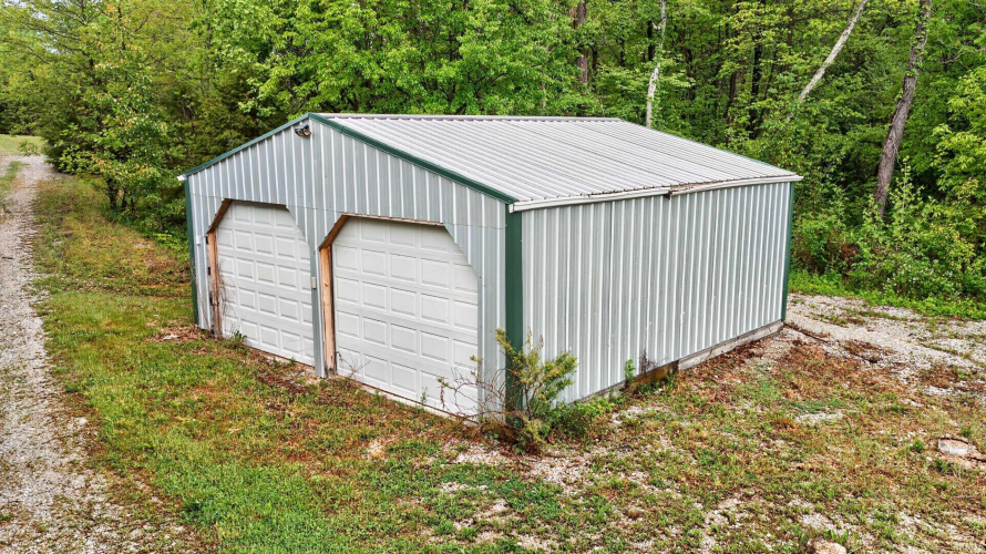 Listing Image 11