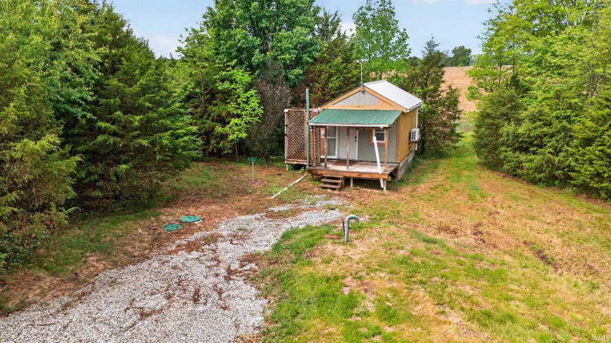Listing Image 7