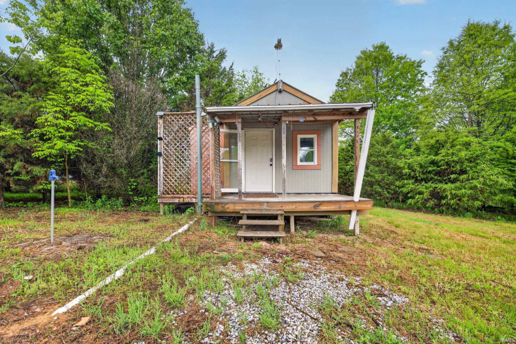 Listing Image 8