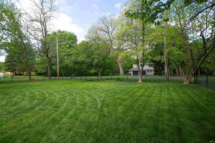 Listing Image 30