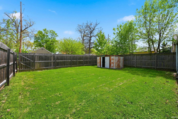 Listing Image 24