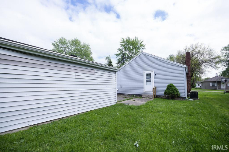 Listing Image 23