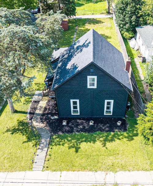 Listing Image 24