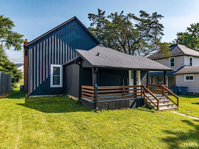 Listing Image 9