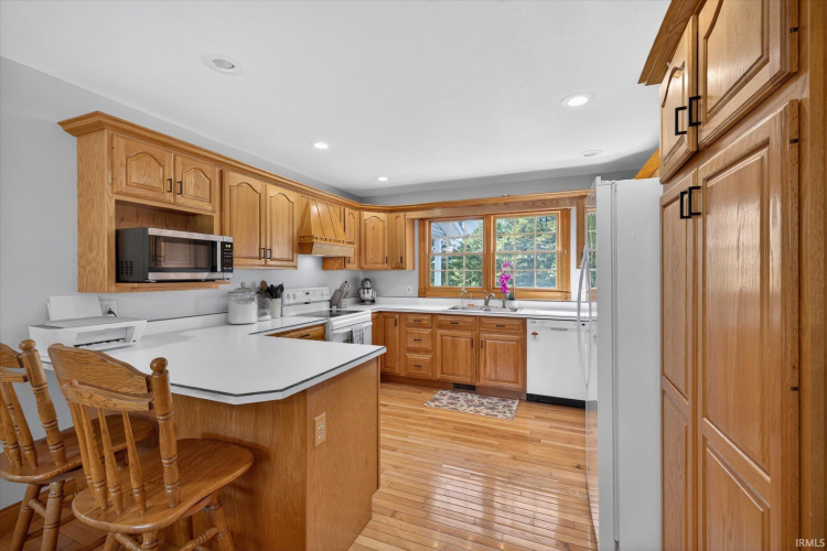 Listing Image 19