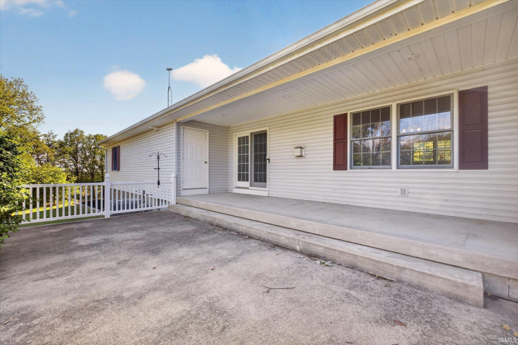 Listing Image 32