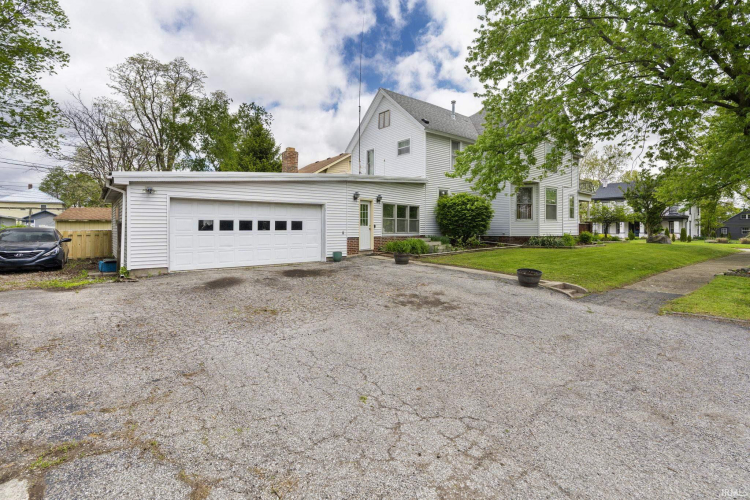 Listing Image 26