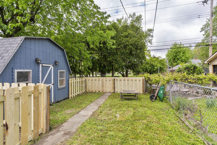 Listing Image 28