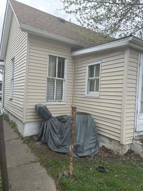 Listing Image 9