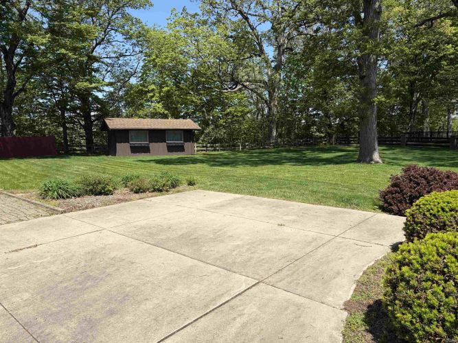 Listing Image 16