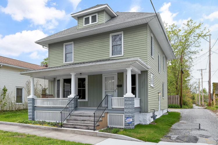 Listing Image 2