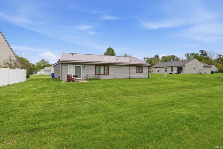 Listing Image 24