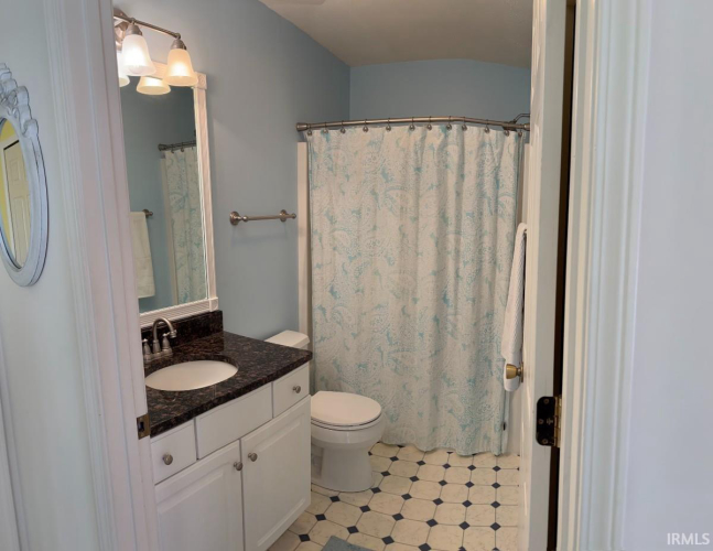 Listing Image 15