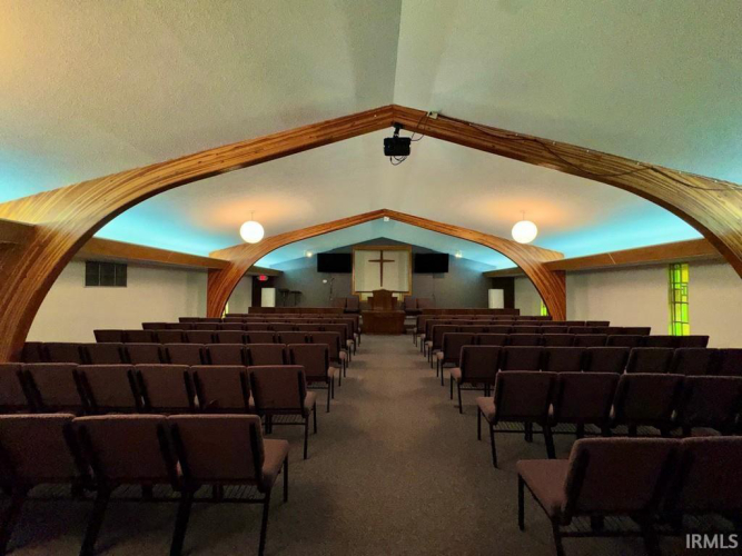Listing Image 10