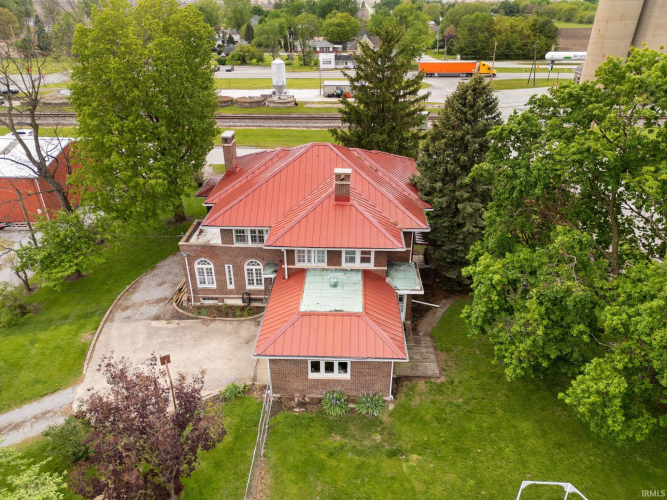 Listing Image 8