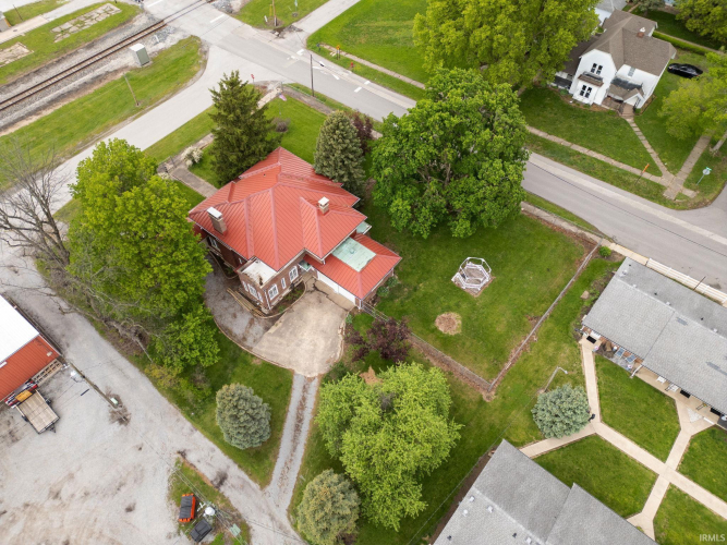 Listing Image 9
