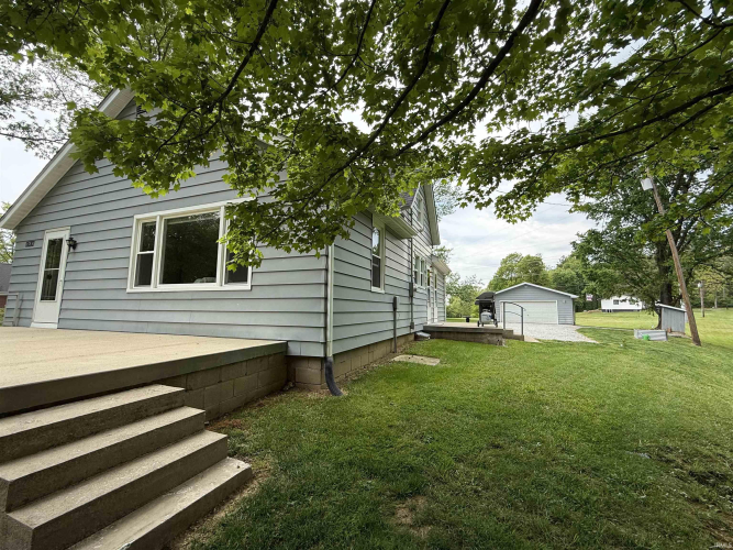 Listing Image 5