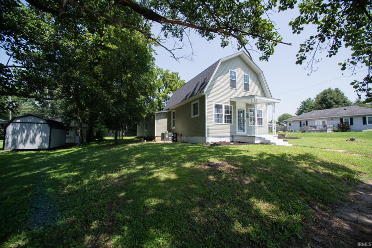 Listing Image 3