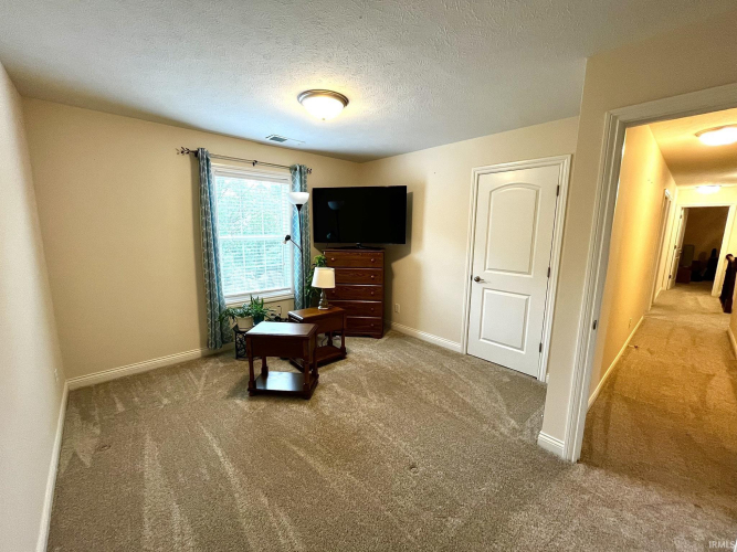 Listing Image 24