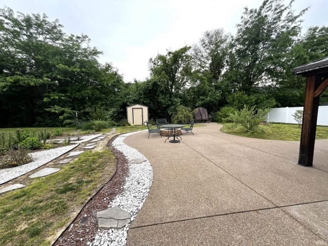 Listing Image 29