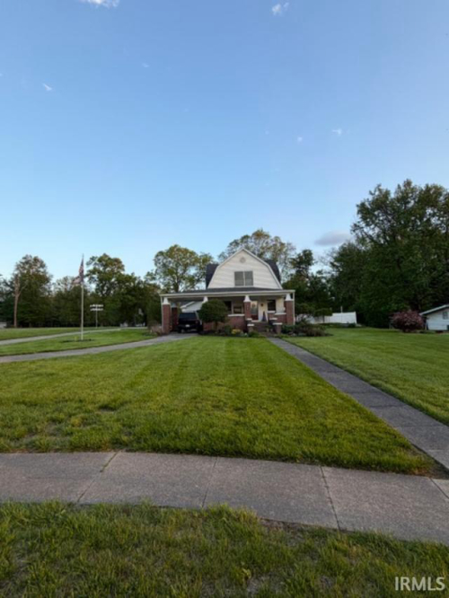 Listing Image 3