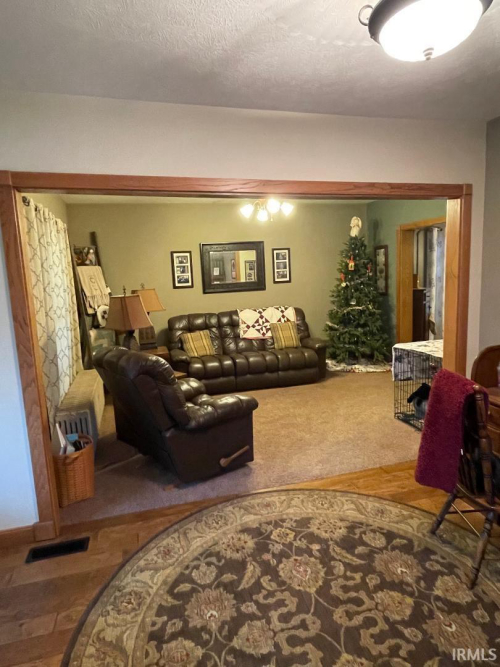 Listing Image 33