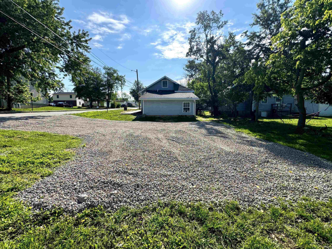 Listing Image 29