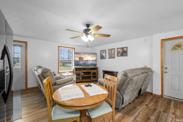 Listing Image 31