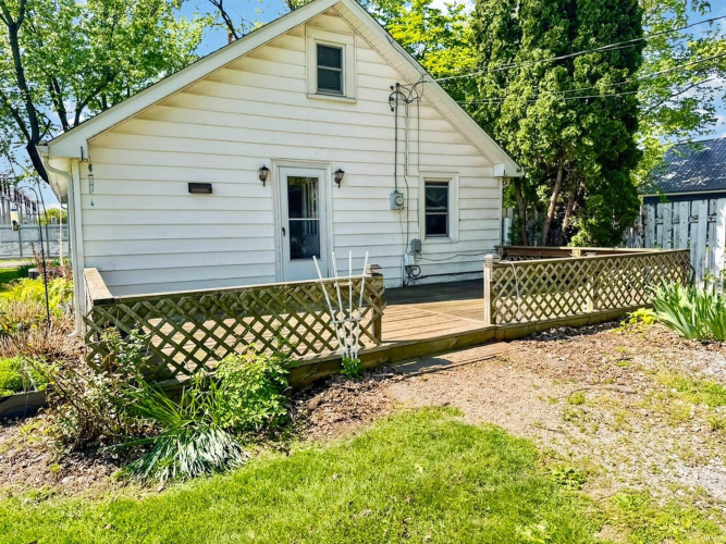 Listing Image 15