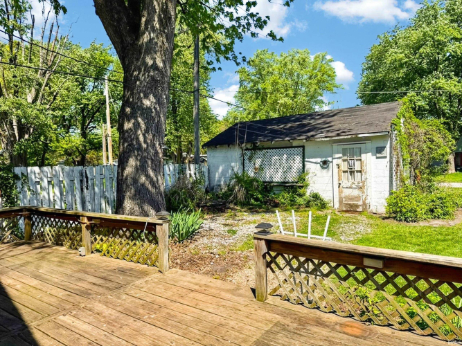 Listing Image 16