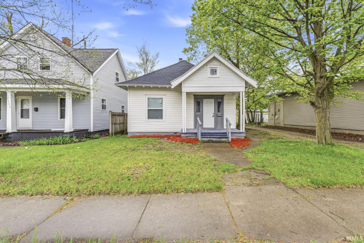 Listing Image 3