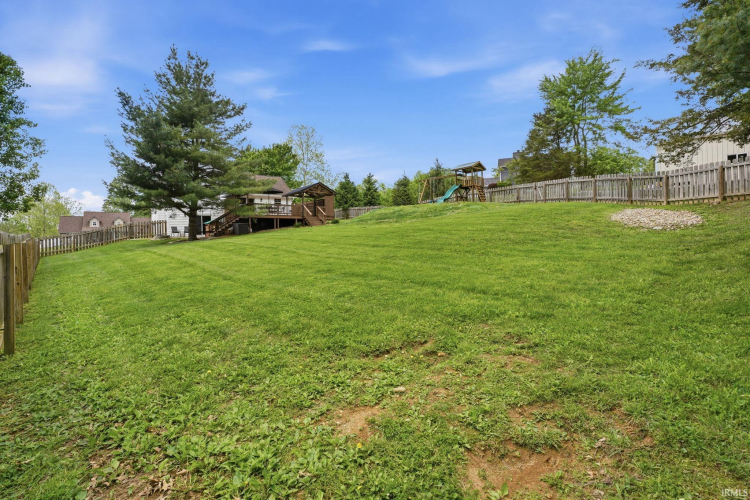 Listing Image 24
