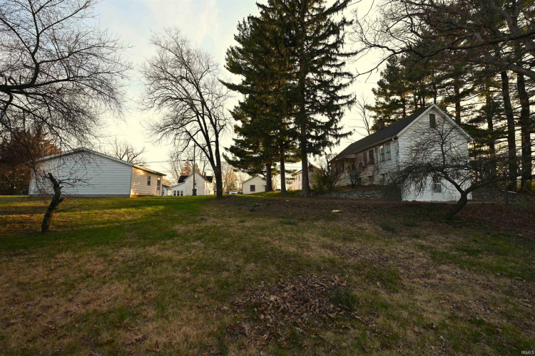 Listing Image 11