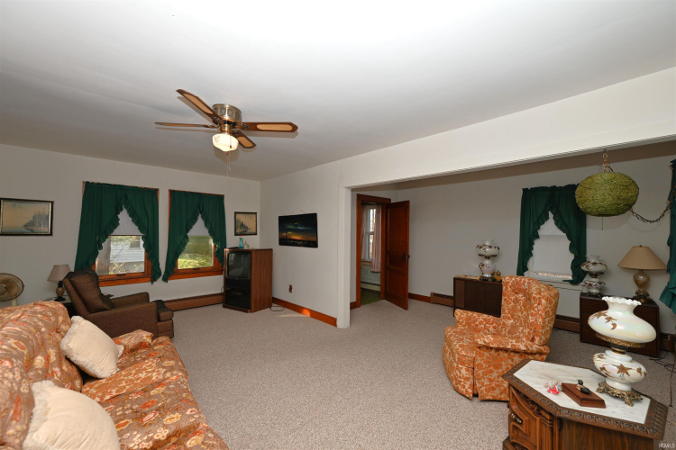 Listing Image 14