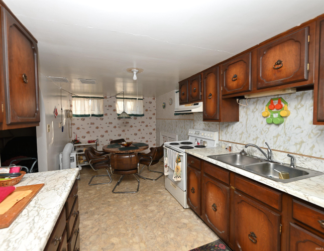 Listing Image 20