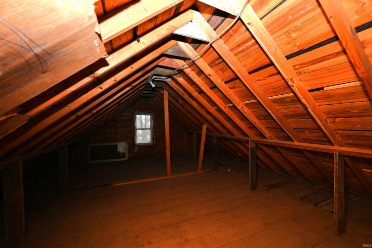 Listing Image 27